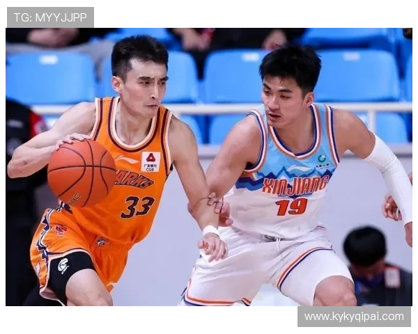 北京男篮与新疆队巅峰对决直播:CBA焦点战精彩上演 北京男篮与新疆队巅峰对决直播:CBA焦点战精彩上演